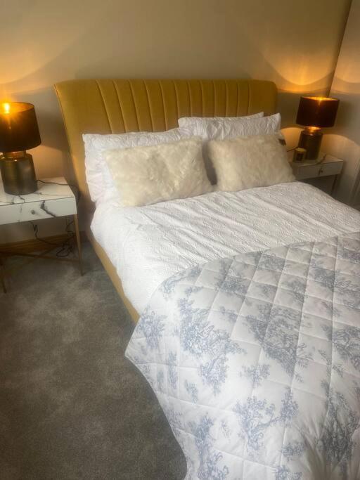 Modern Apartment At Croagh Patrick Westport Buitenkant foto