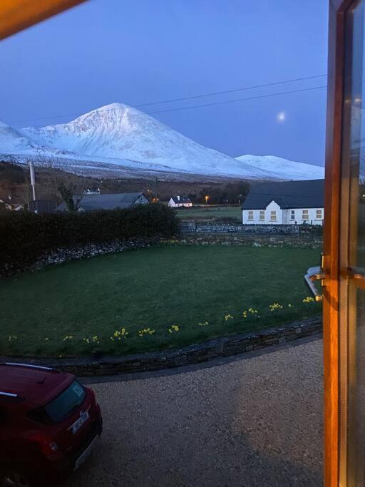 Modern Apartment At Croagh Patrick Westport Buitenkant foto